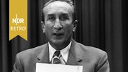 Thomaskantor Kurt Thomas verliest Brief bezüglich seines Rücktritts und seiner Flucht nach West-Berlin, November 1960. © NDR Archiv 