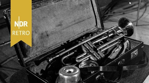 Musikinstrumente bei einem Jazz Workshop in Hamburg, 1960er Jahre © Roba SiegfriedxPilz UnitedArchives10616 