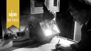 Geräte für eine sichere Navigation (wie Radar, Echolot, Decca Navigator, Zweiwege-Funk) auf der Grebe, 1949 (geschätzt). © IMAGO/United Archives International/Topfoto 