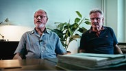 Rolf Bauer und Max van Oosting, Ermittler im Fall Pinzner © NDR 