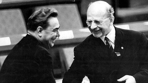 Walter Ulbricht (r.) und Leonid Breschnew. © Bundesarchiv Foto: Gahlbeck, Friedrich