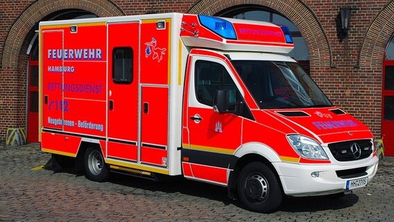 Fahrzeug der Hamburger Feuerwehr © BOS-Fahrzeuge.info 