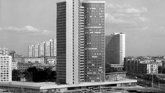 Das RGW-Gebäude in Moskau 1969. © picture alliance/dpa/RIA Nowosti Foto: Ivan Denisenko