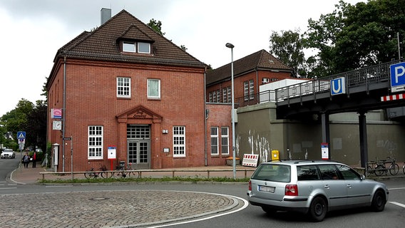Gelände des ehemaligen U-Bahnhofs Beimoor, ein "Lost Place" in Großhansdorf nahe Hamburg © NDR Foto: Jochen Lambernd