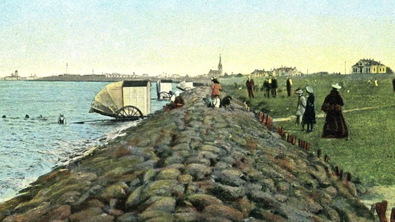 Badekarren am Strand von Cuxhaven-Döse um 1900 © Stadtarchiv Cuxhaven 