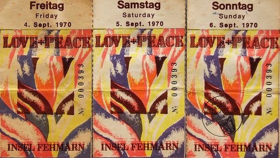 Original Tickets des "Love + Peace"-Festivals 1970 auf Fehmarn. © Veit Marx-Haupenthal 