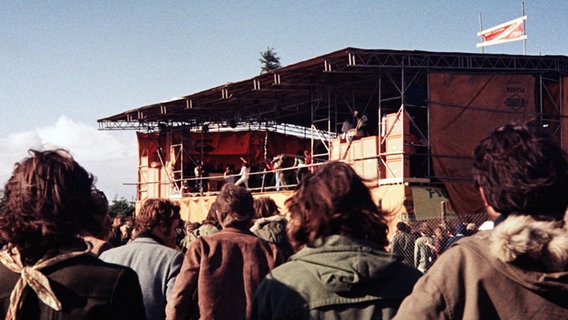 Bühne des Love And Peace-Festivals 1970 auf Fehmarn. © Veit Marx-Haupenthal 