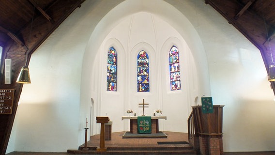 Der Altarraum der St.-Markus-Kirche in Hamburg-Hoheluft  Foto: Marc-Oliver Rehrmann