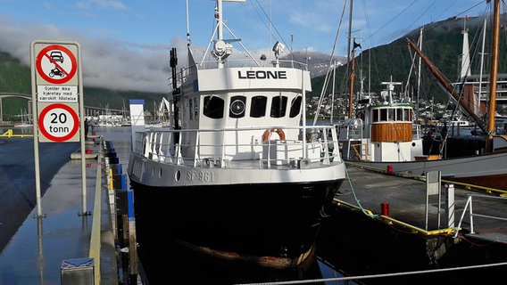 Die "Leone" (früher "Beluga") im Hafen von Tromsö / Norwegen © Beate Schneider Foto: Beate Schneider
