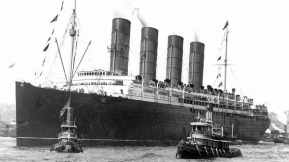 Das britisches Passagierschiff "Lusitania" 1907 in New York. © International Film Service 