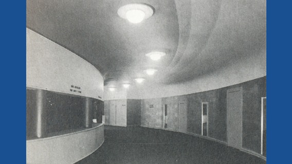 Garderobe und Foyer der Schiller-Oper nach dem Umbau 1931-1932  Foto: Gebrüder Dransfeld