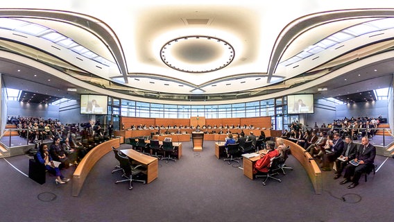 Der voll besetzte Gerichtssaal im Internationalen Seegerichtshof in Hamburg © Internationaler Seegerichtshof (ITLOS) 