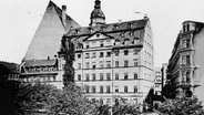 Das Gebäude der Thomasschule in Leipzig (erbaut 1731; abgerissen 1902); Fotografie um 1890 © picture alliance / akg-images 