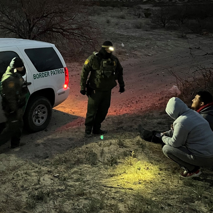 Polizisten an der Grenze Texas/USA © NDR Foto: Ralf Borchard