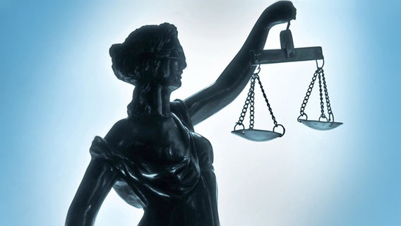 Justitia © Oleg Golovnev/Fotolia.com Foto: Oleg Golovnev