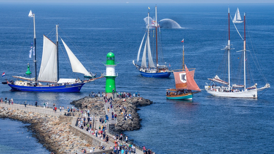 Maritimes Volksfest: 500.000 Besucher kamen zur 32. Hanse Sail