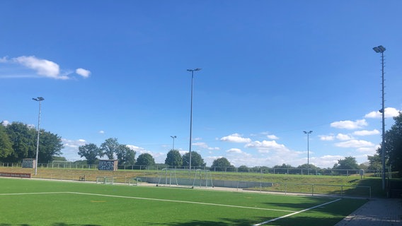 Bilder vom 10.08.2022, aufgenommen beim SV Henstedt-Ulzburg Bilder vom 10.08.2022, aufgenommen beim SV Henstedt-Ulzburg © Karen Münster