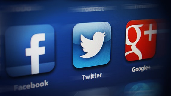 Das Logo von facebook, Twitter und google+ © NDR 