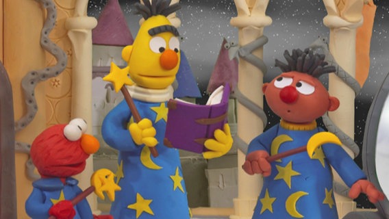 Folge 15: Elmo, Bert und Ernie sind Zauberlehrlinge © NDR/Sesame Workshop 