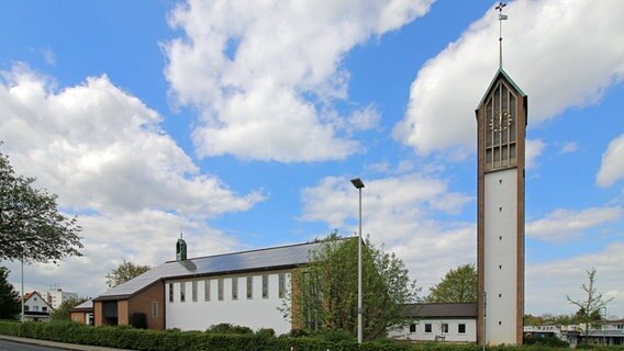 Die Pauluskirche im Hildesheimer Stadtteil Himmelsthür © Paulusgemeinde Himmelsthür 