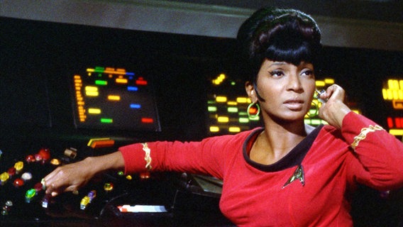 Nichelle Nicols in der Rolle der Lieutenant Uhura in "Star Trek" © Captital Pictures | CAP/PLF 