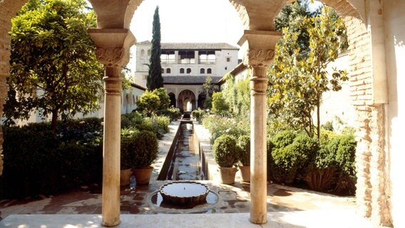Alhambra © imago/UIG 