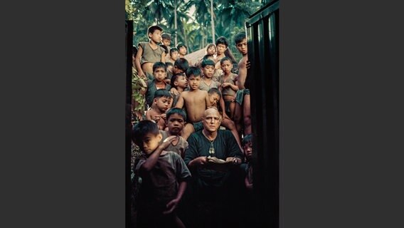 Foto aus dem Buch "Apocalypse Now. The Lost Photo Archive" © Chas Gerretsen - Nederlands Fotomuseum / Courtesy Zoetrope Corp., 2021 