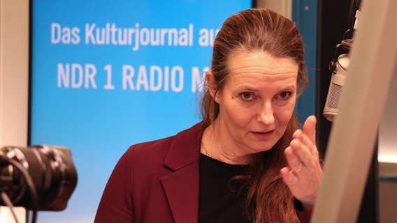 Mecklenburg-Vorpommerns Kultusministerin Bettina Martin im NDR Studio © NDR.de Foto: Axel Seitz