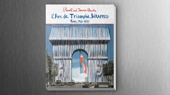Christo and Jeanne-Claude: "L'arc de Triomphe Wrapped" (Cover) © Taschen / Christo 