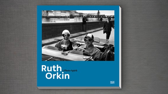 Buchcover: Ruth Orkin: "A Photo Spirit" © Hatje Cantz Verlag 