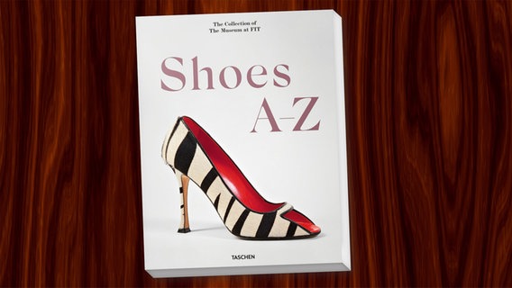 Buch-Cover: Shoes A-Z © Taschen Verlag 