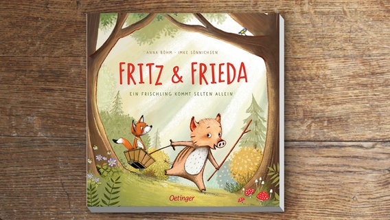 Cover des Buches "Fritz & Frieda: Ein Frischling kommt selten allein" von Anna Böhm und Imke Sönnichsen © Verlagsgruppe Oetinger 