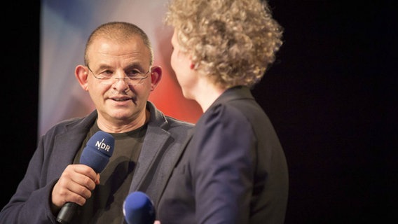 Dominique Horwitz und Julia Westlake  Foto: Stefan Albrecht