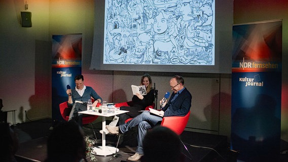 von links: Michael Weins, Judith Holofernes, Christoph Bungartz © NDR / Stefan Albrecht Foto: Stefan Albrecht