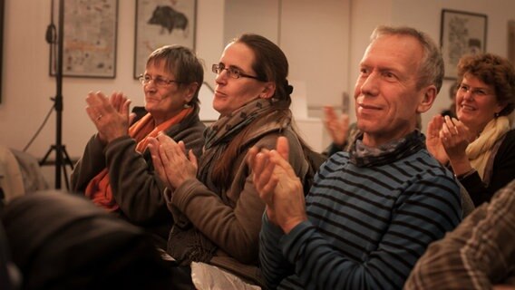 Publikum applaudiert  Foto: Stefan Albrecht