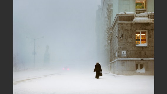 Bild aus: "Lost. In the Beauty of Bad Weather" © Christophe Jacrot Foto: Christophe Jacrot
