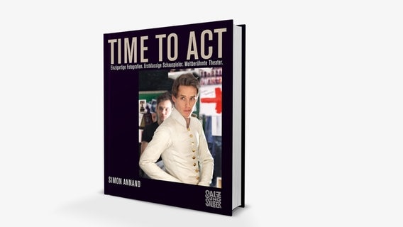 Simon Annand: "Time to Act " © Prestel Verlag Foto: Simon Annand