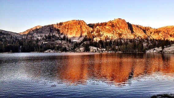 Tim Voors: Yosemite-Nationalpark bei Sonnenuntergang © Tim Voors / gestalten Verlag 
