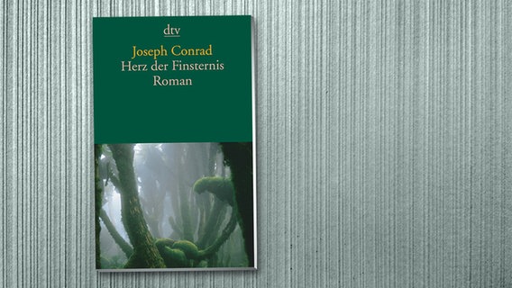 Cover - Joseph Conrad: "Herz der Finsternis" © dtv 
