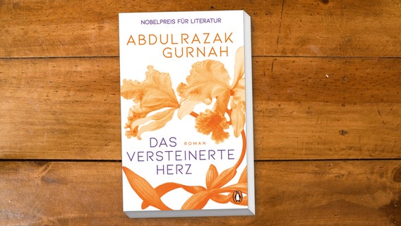 Buchcover: Abdulrazak Gurnah, "Das versteinerte Herz“ © Penguin 