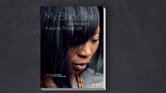 Buchcover: Dayan Kodua - My Black Skin. Lebensreisen © Gratitude Verlag 
