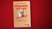 Buchcover: Nirgendwo ein Land - Die Geschichte der staatenlosen Krankenschwester Farah Hareb © zu Klampen Verlag 