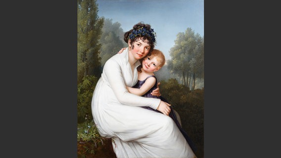 Foto aus dem Bildband "Mama": Porträt einer Frau, die ihre Tochter im Arm hält © Arp Museum Bahnhof Rolandseck, Remagen / Sammlung Rau für UNICEF Foto: Mick Vincenz