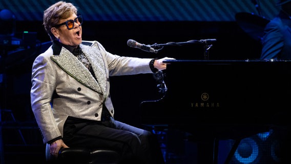 Elton John © picture alliance/dpa | Sven Hoppe 