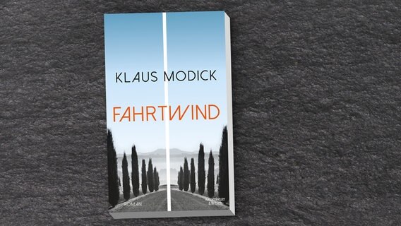 Buchcover Klaus Modick: "Fahrtwind" © Kiepenheuer & Witsch 