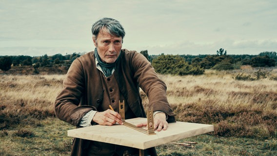 Szene aus dem Film "King’s Land" mit Mads Mikkelsen © Zentropa / Plaion Pictures Foto: Henrik Ohsten