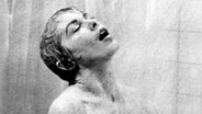 Schauspielerin Janet Leigh in der Dusche im Film "Psycho" von Alfred Hitchcock aus dem Jahr 1960 . © picture-alliance / Mary Evans Picture Library 