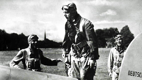 Heinz Rühmannin in "Quax, der Bruchpilot" (Deutschland 1941, Regie: Kurt Hoffmann) © imago/United Archives 