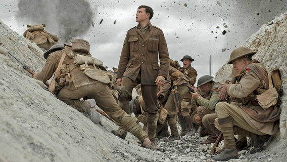 Szene aus "1917" dem Film über den Ersten Weltkrieg des britischen Regisseurs Sam Mendes © 2019 Universal Pictures and Storyteller Distribution Co., LLC. All Rights Reserved 