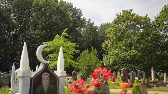 Muslimischer Friedhof in Essen © picture alliance Foto: Rupert Oberhäuser